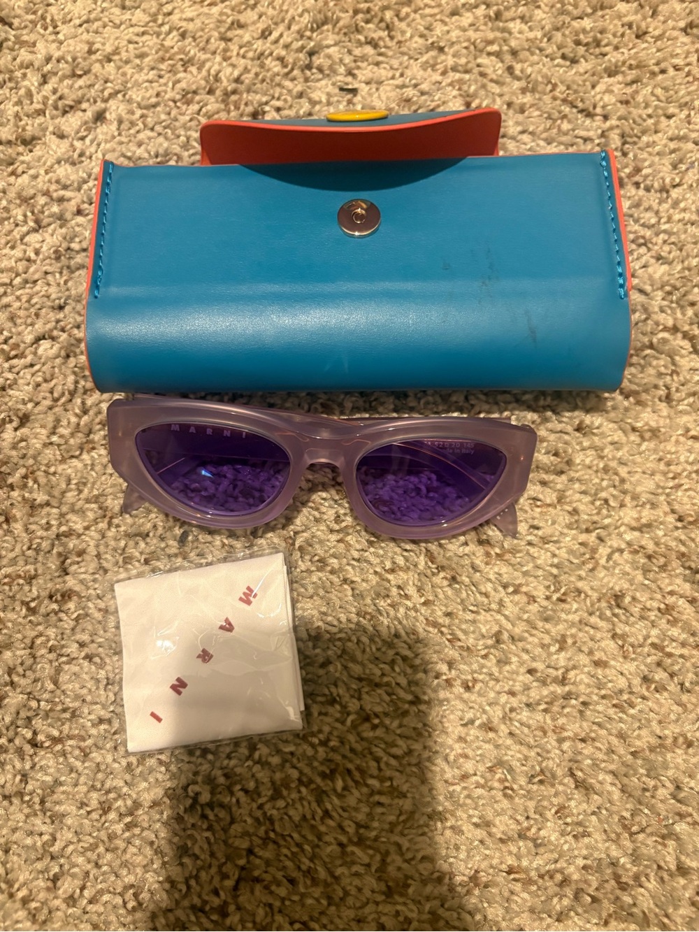 Marni Translucent Purple Cat-Eye Sunglasses with Blue Case